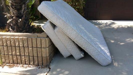 Cheap Mattress Removal Service and Cost in Sunnyvale California