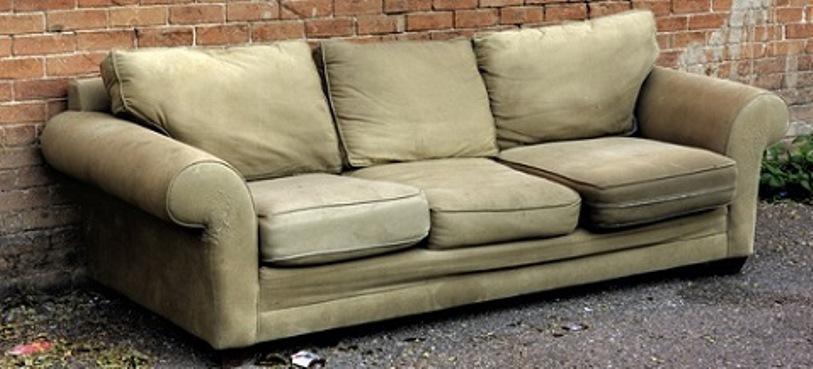 Old Couch Removal Couch Haul Away Junk Couch Sofa Section Hide Away Bed Removal Service And Cost Sunnyvale California